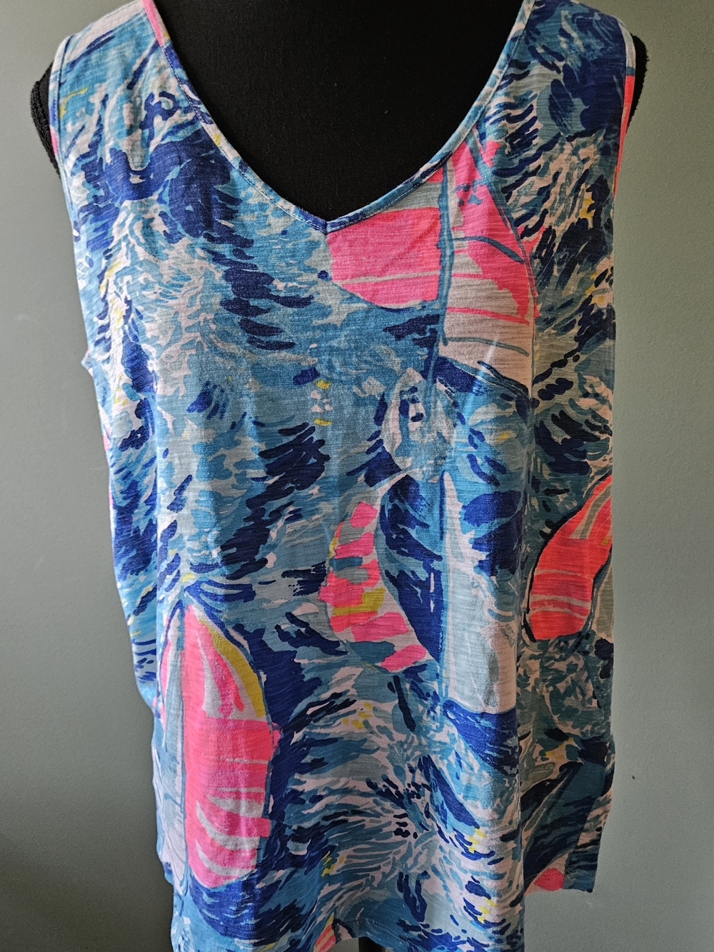 Lilly Pulitzer Blue & Pink V-Neck Printed Tank Top